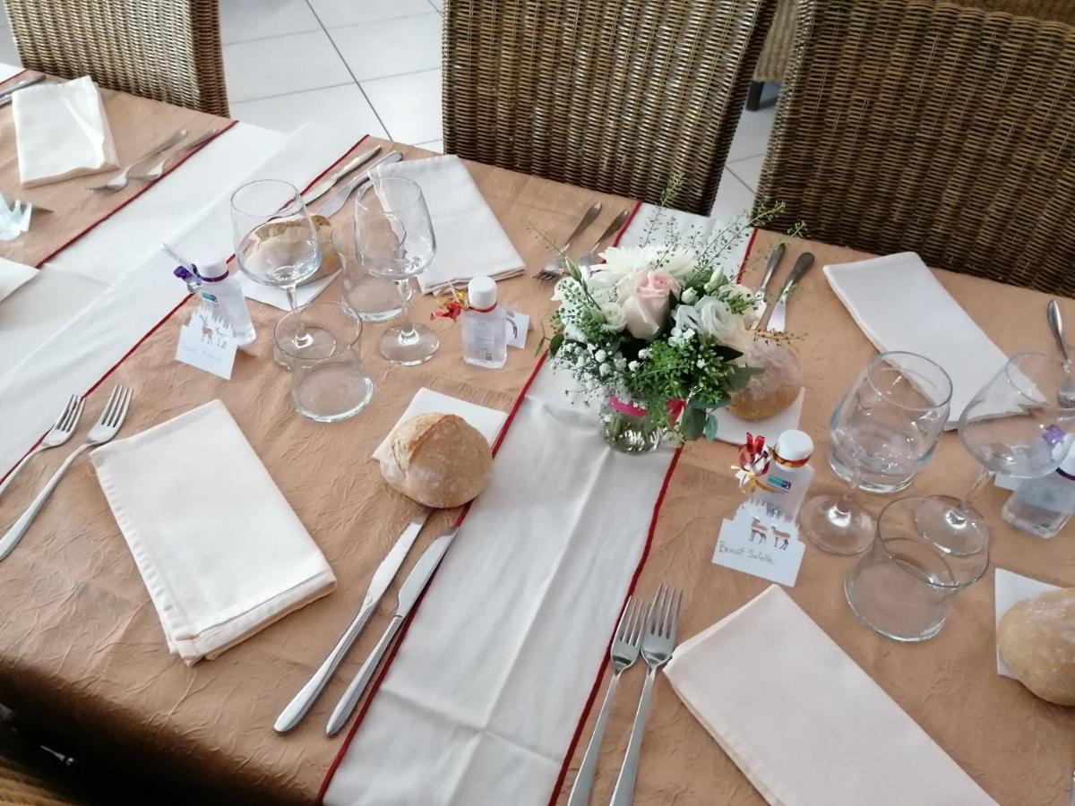 Au Feu De Bois Hotel Amou ภายนอก รูปภาพ