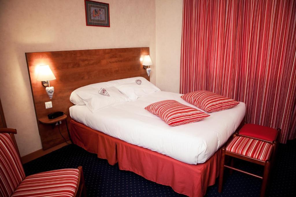 Au Feu De Bois Hotel Amou ห้อง รูปภาพ